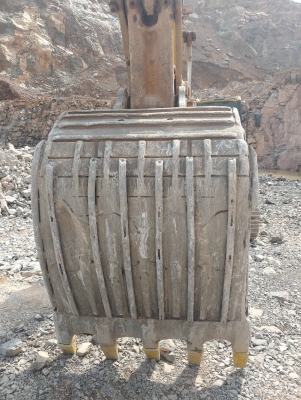 ขายด่วน!! Komatsu PC300-8 สภาพสวยค่ะ