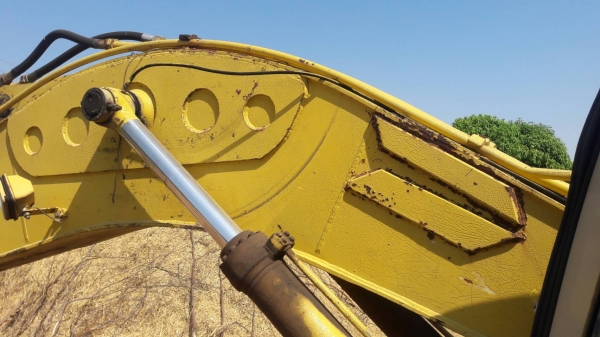 ขายแบคโฮโกเบ SK200-/// ไฟตัดเอกสารเล่มทะเบียนราคา 400,000 ต่อรอง