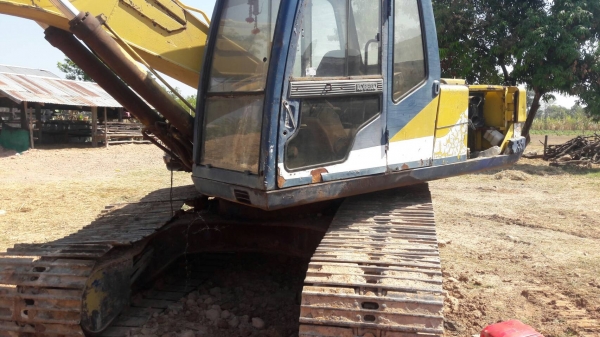 ขายแบคโฮโกเบ SK200-/// ไฟตัดเอกสารเล่มทะเบียนราคา 400,000 ต่อรอง