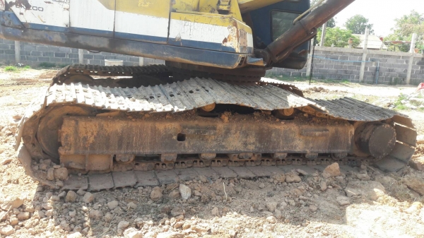 ขายแบคโฮโกเบ SK200-/// ไฟตัดเอกสารเล่มทะเบียนราคา 400,000