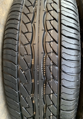 ล้อแม็ก 4รู100 Nissan Note,Almera ,March ขอบ 15 พร้อมยางป้ายแดง 185-65-15 Maxxis ปี 18 ดอกยางตุ่มเด้งๆ เส้นสีจัด