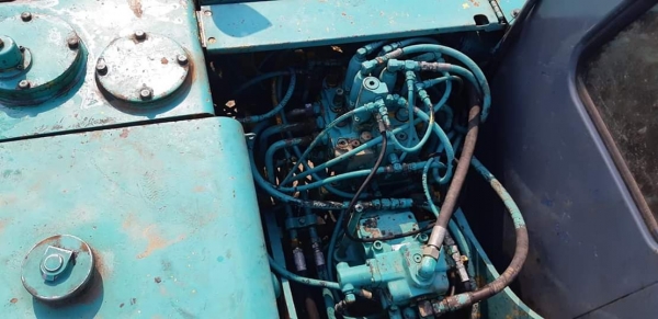 KOBELCO 100 MackIll ไฟฟ้าครบ แอร์เย็น พร้อมใช้งานเจ้าของขายเอง KOBELCO 100 MackIll ไฟฟ้าครบ แอร์เย็น พร้อมใช้งานเจ้าของขายเอง