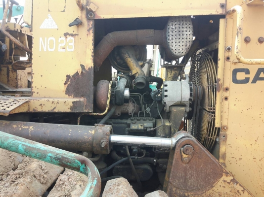 ขายรถแทรคเตอร์ CAT.D4H ราคา 300,000