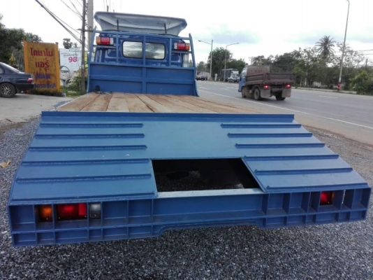 6ล้อท้ายลาด ISUZU NPR 115แรงม้า แท้ห้าง คัทซีสวย เครื่องดี แอร์เย็น พวงมาลัยพาเวอร์ สวยๆพร้อมใช้งาน ราคาคุยได้ 0872976734