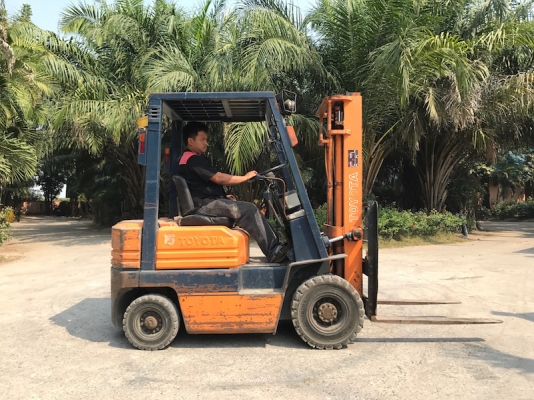 ขายFORKLIFT TOYOTA 5FG15(1.5ตัน) สวยเดิมจากญี่ปุ่น ยังไม่เคยใช้ในไทย 115,000เท่านั้น!!