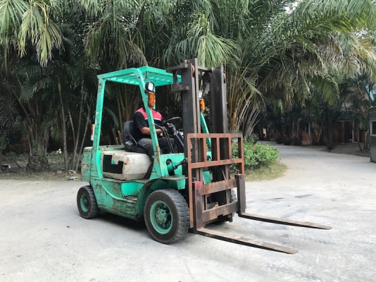 ขายFORKLIFT MITSUBISHI FD20(2ตัน)(ดีเซล) สวยเดิมจากญี่ปุ่น ยังไม่เคยใช้ในไทย 139,000เท่านั้น!!