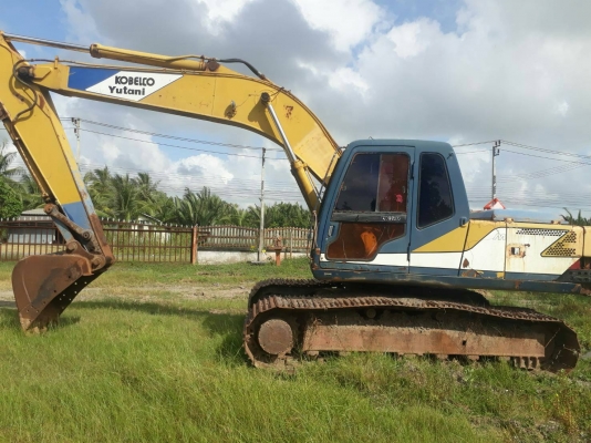 ขายแบคโฮ KOBELCO SK200/// ไฟตัดไม่มีเอกสารราคา