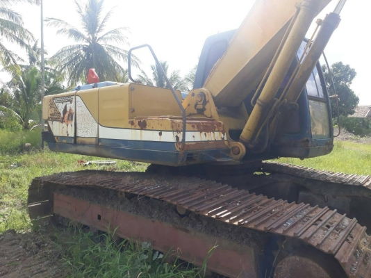 ขายแบคโฮ KOBELCO SK200/// ไฟตัดไม่มีเอกสารราคา