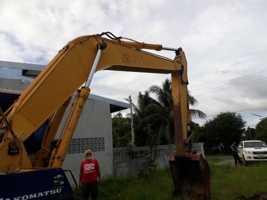 ขายแบคโฮ KOMATSU.PC200-5 ไฟเต็มเอกสารอินวอยราคา 650,000