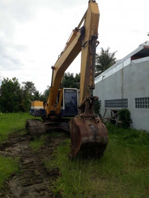 ขายแบคโฮ KOMATSU.PC200-5 ไฟเต็มเอกสารอินวอยราคา 650,000