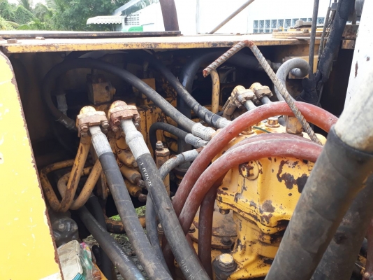 ขายแบคโฮ KOMATSU.PC200-5 ไฟเต็มเอกสารอินวอยราคา 650,000