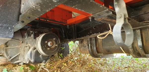 โครงสร้างรถพร้อมทะเบียน รถยี่ห้ออีซูซุ  ทะเบียนพร้อมโอน  ขนาด 110 แรงม้า  แซซซีสวย  เครื่อง+เกียร์+เฟื่องท้ายมีครบ