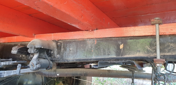 โครงสร้างรถพร้อมทะเบียน รถยี่ห้ออีซูซุ  ทะเบียนพร้อมโอน  ขนาด 110 แรงม้า  แซซซีสวย  เครื่อง+เกียร์+เฟื่องท้ายมีครบ