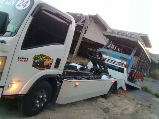 โครงสร้างรถพร้อมทะเบียน รถยี่ห้ออีซูซุ  ทะเบียนพร้อมโอน  ขนาด 110 แรงม้า  แซซซีสวย  เครื่อง+เกียร์+เฟื่องท้ายมีครบ