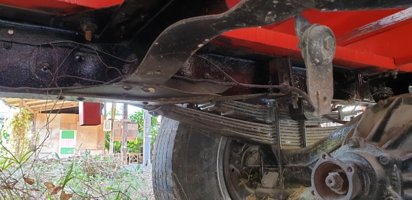 โครงสร้างรถพร้อมทะเบียน รถยี่ห้ออีซูซุ  ทะเบียนพร้อมโอน  ขนาด 110 แรงม้า  แซซซีสวย  เครื่อง+เกียร์+เฟื่องท้ายมีครบ