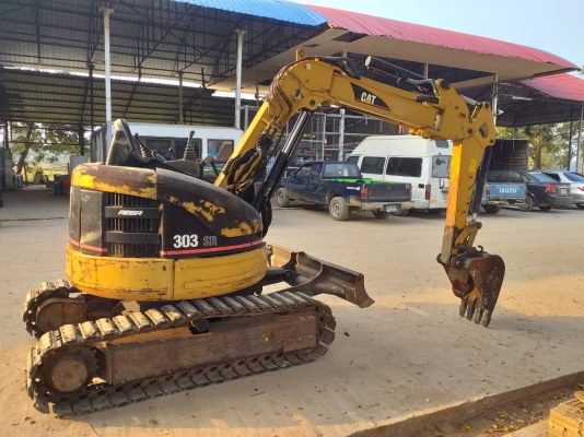 ขายรถขุดCAT303SR เครื่องมิตซูบิชิ เครื่องยนต์S3L ขนาด 3 สูบ คอนโทรลสั้น(น้ำมัน) ปั้มนิ้ว แทรคเหล็กก๊อปยาง ใบมีด รถเดิมๆเก่านอก มีเอกสาร ยังไม่ผ่านการใช้งานในไทย