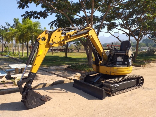 ขายรถขุดCAT303SR เครื่องมิตซูบิชิ เครื่องยนต์S3L ขนาด 3 สูบ คอนโทรลสั้น(น้ำมัน) ปั้มนิ้ว แทรคเหล็กก๊อปยาง ใบมีด รถเดิมๆเก่านอก มีเอกสาร ยังไม่ผ่านการใช้งานในไทย