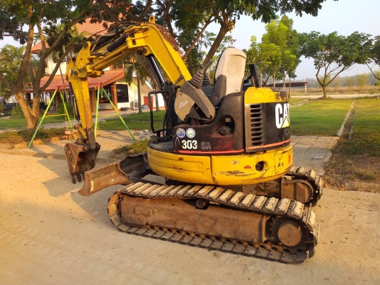ขายรถขุดCAT303SR เครื่องมิตซูบิชิ เครื่องยนต์S3L ขนาด 3 สูบ คอนโทรลสั้น(น้ำมัน) ปั้มนิ้ว แทรคเหล็กก๊อปยาง ใบมีด รถเดิมๆเก่านอก มีเอกสาร ยังไม่ผ่านการใช้งานในไทย
