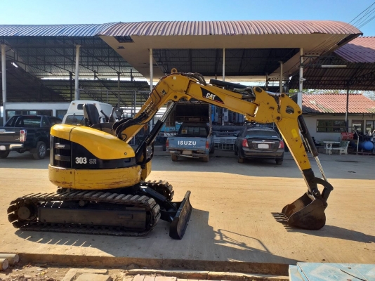 ขายรถขุดCAT303SR เครื่องมิตซูบิชิ เครื่องยนต์S3L ขนาด 3 สูบ คอนโทรลสั้น(น้ำมัน) ปั้มนิ้ว แทรคเหล็กก๊อปยาง ใบมีด รถเดิมๆเก่านอก มีเอกสาร ยังไม่ผ่านการใช้งานในไทย