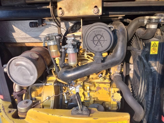 ขายรถขุดCAT303SR เครื่องมิตซูบิชิ เครื่องยนต์S3L ขนาด 3 สูบ คอนโทรลสั้น(น้ำมัน) ปั้มนิ้ว แทรคเหล็กก๊อปยาง ใบมีด รถเดิมๆเก่านอก มีเอกสาร ยังไม่ผ่านการใช้งานในไทย