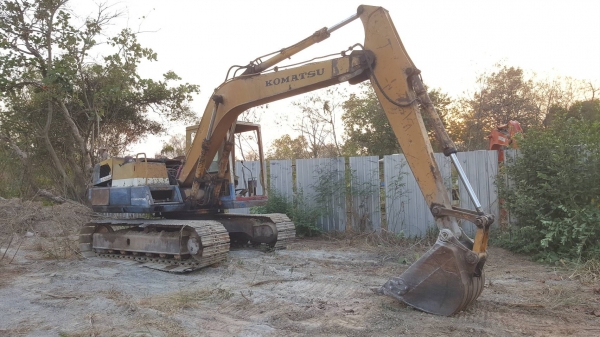 ขาย แบคโฮ KOMATSU PC120-3 เอกสารใบซื้อขาย เครื่อง 6BB1 ปั้มเดิม รถใช้งานได้ปกติ ช่วงล่างต้องเก็บงานหน่อย