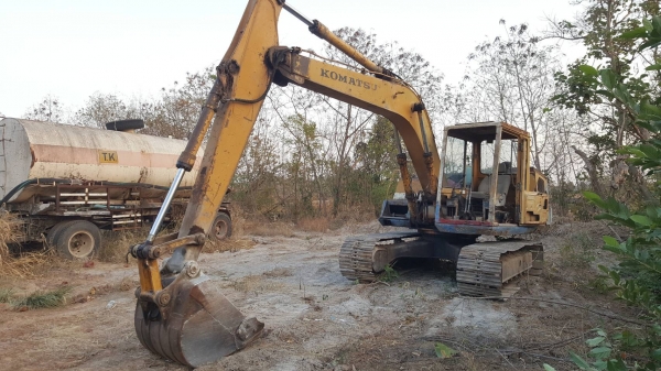ขาย แบคโฮ KOMATSU PC120-3 เอกสารใบซื้อขาย เครื่อง 6BB1 ปั้มเดิม รถใช้งานได้ปกติ ช่วงล่างต้องเก็บงานหน่อย