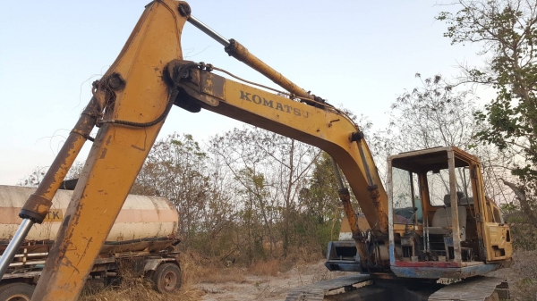 ขาย แบคโฮ KOMATSU PC120-3 เอกสารใบซื้อขาย เครื่อง 6BB1 ปั้มเดิม รถใช้งานได้ปกติ ช่วงล่างต้องเก็บงานหน่อย