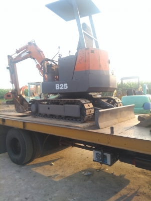 รถแบคโฮ YANMAR YB25 รถเก่านอกนำเข้า ยังไม่เคยใช้งานในไทย ชม.การทำงาน 2000+ ชม. เครื่องดี ปั๊มดี สภาพ