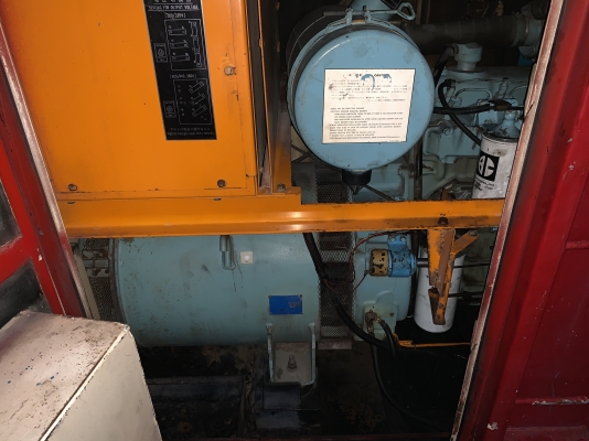 ขายเครื่องปั่นไฟ ขนาด 150 KVA ถูกไฟด่วนคับ