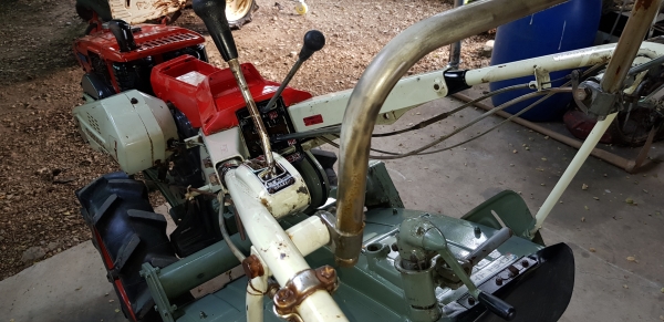 รถพรวนดิน 8.5 แรง ดีเชล พร้อมใช้งาน 29800 บาท ใบตีดิน 90 \% รถพรวนดิน 8.5 แรง ดีเชล พร้อมใช้งาน 29800 บาท ใบตีดิน 90 \%