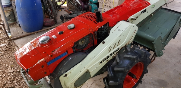 รถพรวนดิน 8.5 แรง ดีเชล พร้อมใช้งาน 29800 บาท ใบตีดิน 90 \% รถพรวนดิน 8.5 แรง ดีเชล พร้อมใช้งาน 29800 บาท ใบตีดิน 90 \%