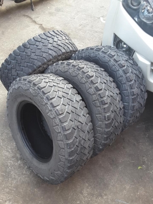 Hankook MT 245-75-16 ปี10 สภาพดี 1ชุด Hankook MT 245-75-16 ปี10 สภาพดี 1ชุด