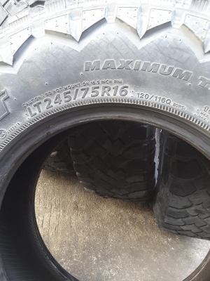 Hankook MT 245-75-16 ปี10 สภาพดี 1ชุด Hankook MT 245-75-16 ปี10 สภาพดี 1ชุด