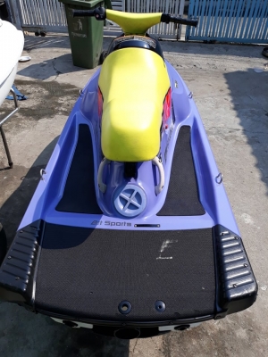YAMAHA 700