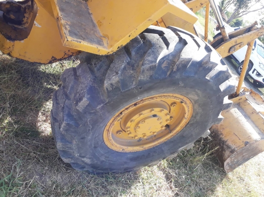 ขายด่วนรถตักCAT910รถสวย พร้อมใช้งานมีเอกสาร