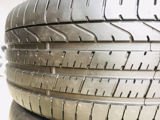 ขายยาง PIRELLI P-ZERO (RUNFLAT) 255-40-19 ปี17