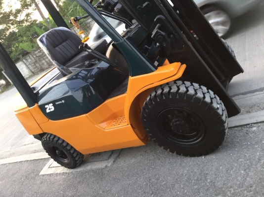 อาร์ ซี เอชโฟรคลิฟท์ ขาย โตโยต้า รุ่น 7 ดีเซล 2.5 ตัน อาร์ ซี เอชโฟรคลิฟท์ ขาย โตโยต้า รุ่น 7 ดีเซล 2.5 ตัน