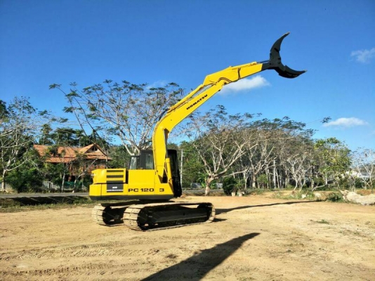 ขายแบคโฮ KOMATSU.PC120-3 มีหัวคีปพร้อมบุ้งกี๋ราคา 390,000