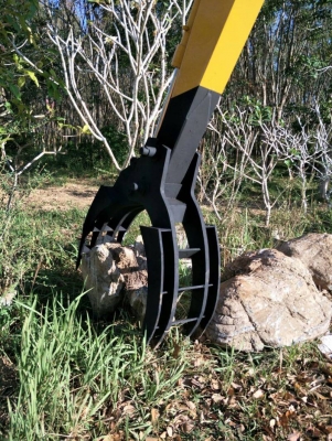 ขายแบคโฮ KOMATSU.PC120-3 มีหัวคีปพร้อมบุ้งกี๋ราคา 390,000 ขายแบคโฮ KOMATSU.PC120-3 มีหัวคีปพร้อมบุ้งกี๋ราคา 390,000