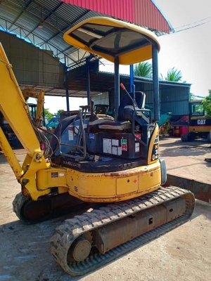 ขายจ้า..KOMATSU PC30MR-2 เก่านอกแท้  สภาพสวย เดิมๆๆ มีลายแย๊ก  1,xxxชั่วโมง พร้อมใช้  โทร 089-3818694 จ๊อย