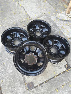 กะทะผ่า Vigo ขอบ 16*8 et-40 สภาพสวยๆ 1ชุด