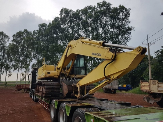 รถขุด KOMATSU PC200-6  640,000บ.