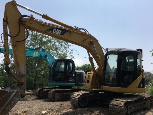 Kobelco sk135sr เก่านอก yn09 Kobelco sk135sr เก่านอก yn09