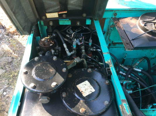 Kobelco sk135sr เก่านอก yn09 Kobelco sk135sr เก่านอก yn09