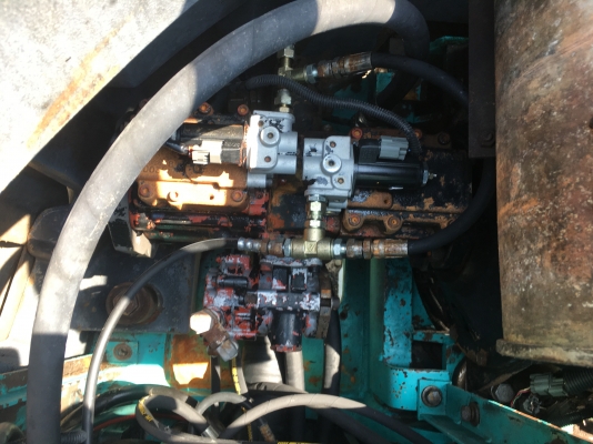 Kobelco sk135sr เก่านอก yn09 Kobelco sk135sr เก่านอก yn09