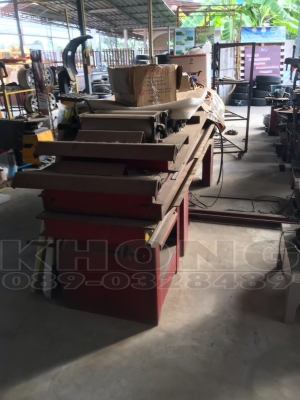 ขายเหมา อุปกรณ์ ร้านยาง ตั้งศูนย ถ่วงล้อ มีหลายชิ้น ขายไม่แพงตามสภาพ  ราคาคุยได้คับ