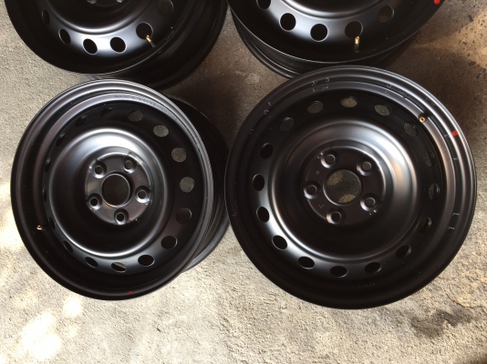 ล้อกะทะรีโว้ ขอบ16+ฝาครอบ(ป้ายแดง)ชุด4วง1800บ. สวยใสวัยรุ่นชอบ โทร0879050181.ส่งได้ทั่วไทยครับผม
