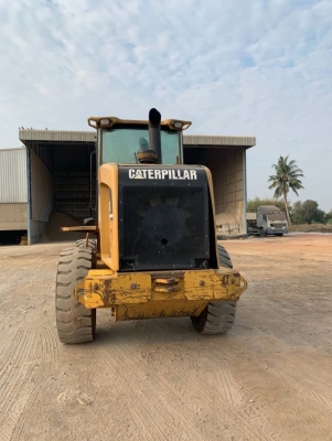 ขาย 885,000 รถตักล้อยาง CATTERPILAR 924Gz  เครื่องดี เกียร์แรง ระบบไฮโดรลิกพร้อมใช้ เอกสารชื้อขาย  รถอยู่  นครปฐม โทร 0610710295  สนใจ รายการสินค้า อื่นๆ ที่ เว็ปไชค์ Truck2Hand https://www.truck2hand.com/index.php?actions=content/search&amp;member_id=136