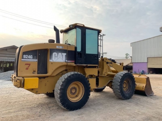 ขาย 885,000 รถตักล้อยาง CATTERPILAR 924Gz  เครื่องดี เกียร์แรง ระบบไฮโดรลิกพร้อมใช้ เอกสารชื้อขาย  รถอยู่  นครปฐม โทร 0610710295  สนใจ รายการสินค้า อื่นๆ ที่ เว็ปไชค์ Truck2Hand https://www.truck2hand.com/index.php?actions=content/search&amp;member_id=136