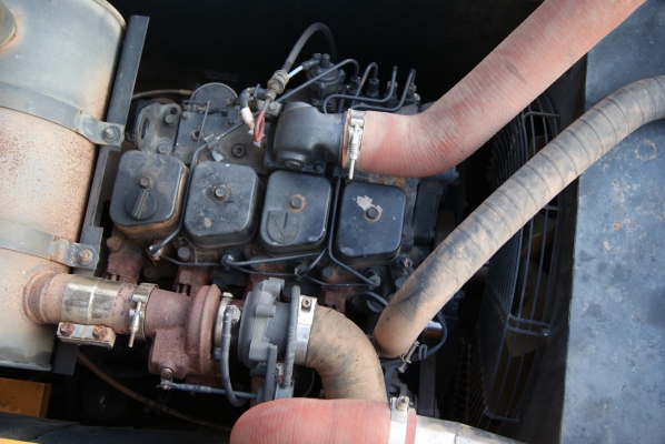 ขายแบคโฮล้อยาง ยี่ห้อ HYUNDAI